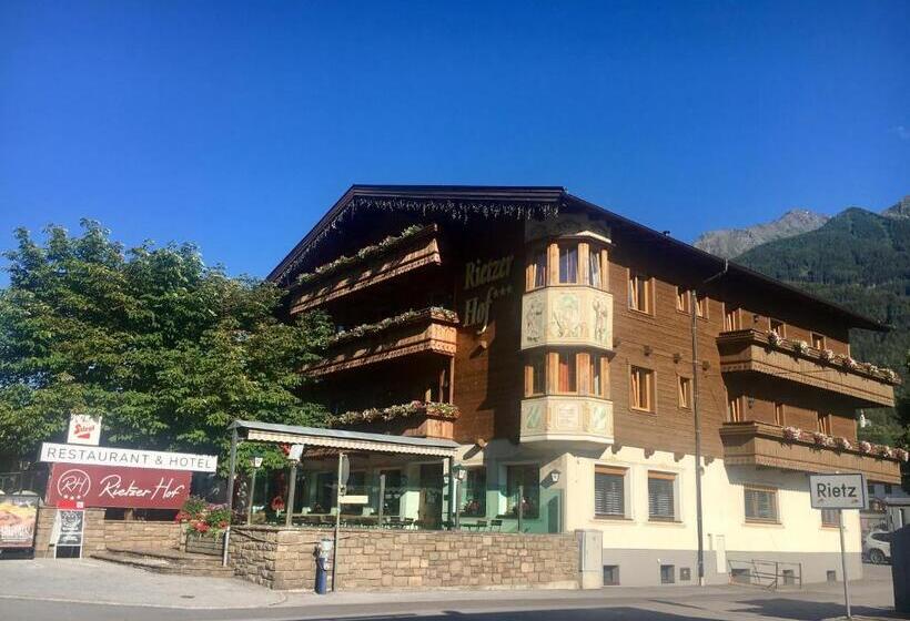 هتل Rietzerhof
