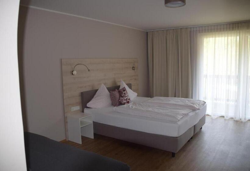 Отель Seegasthof Breineder Familien & Seminar