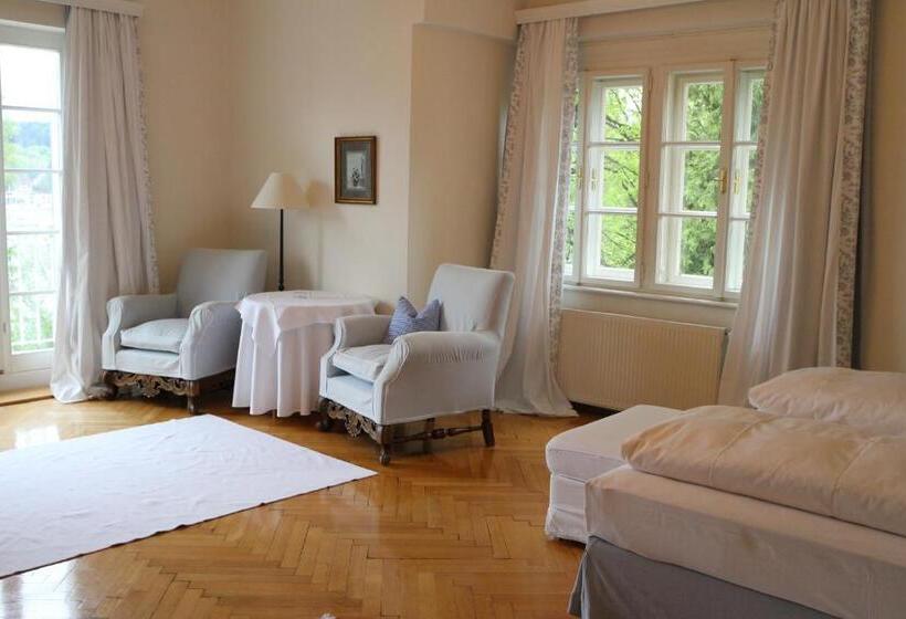 هتل Seeschlößl Velden