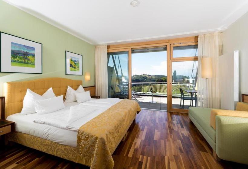 هتل Weinrefugium Brolli