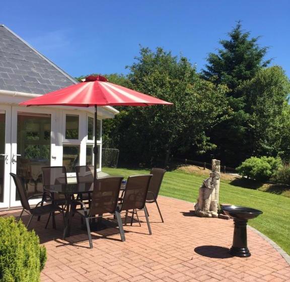 צימר 2 Mile Lodge