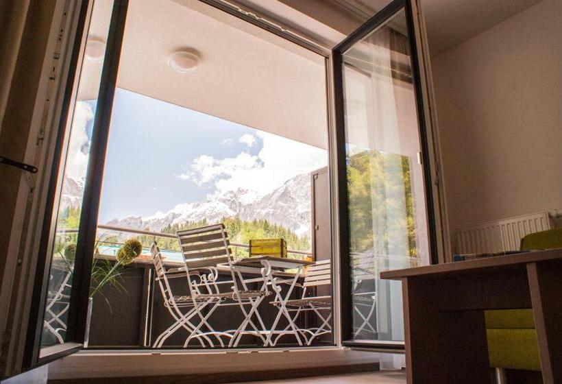 تختخواب و صبحانه Aparthotel Bergtraum