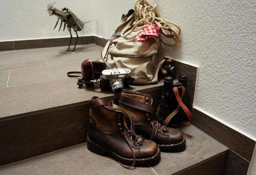 تختخواب و صبحانه Aparthotel Bergtraum