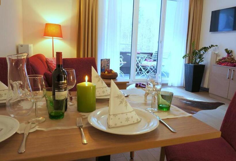 تختخواب و صبحانه Aparthotel Bergtraum
