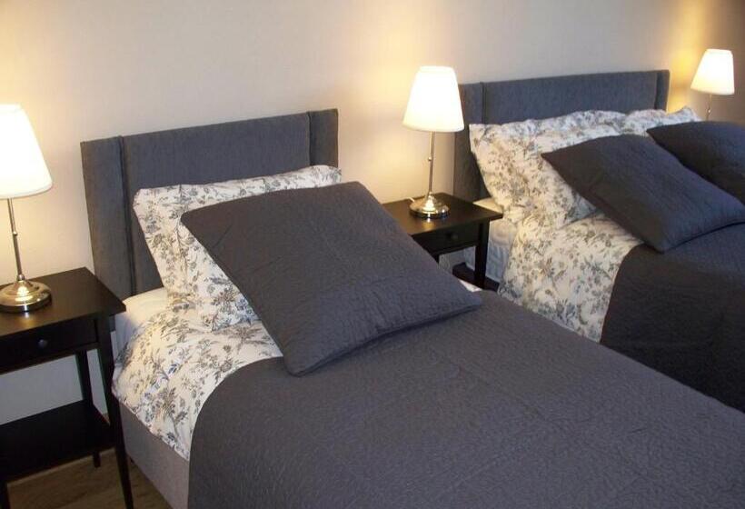 تختخواب و صبحانه Blackberry Lodge Accommodation