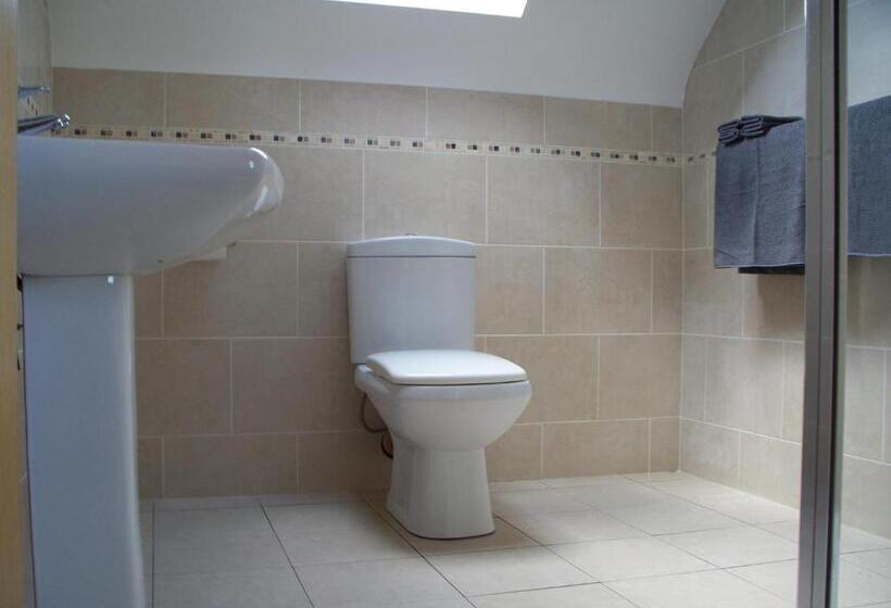 تختخواب و صبحانه Blackberry Lodge Accommodation