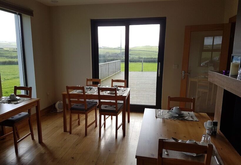تختخواب و صبحانه Blackberry Lodge Accommodation