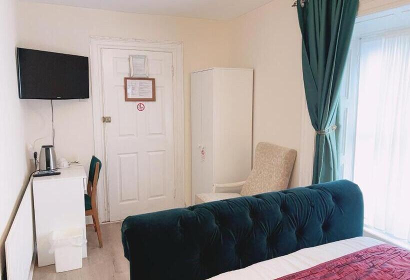 Bed and Breakfast Mulgrave Lodge