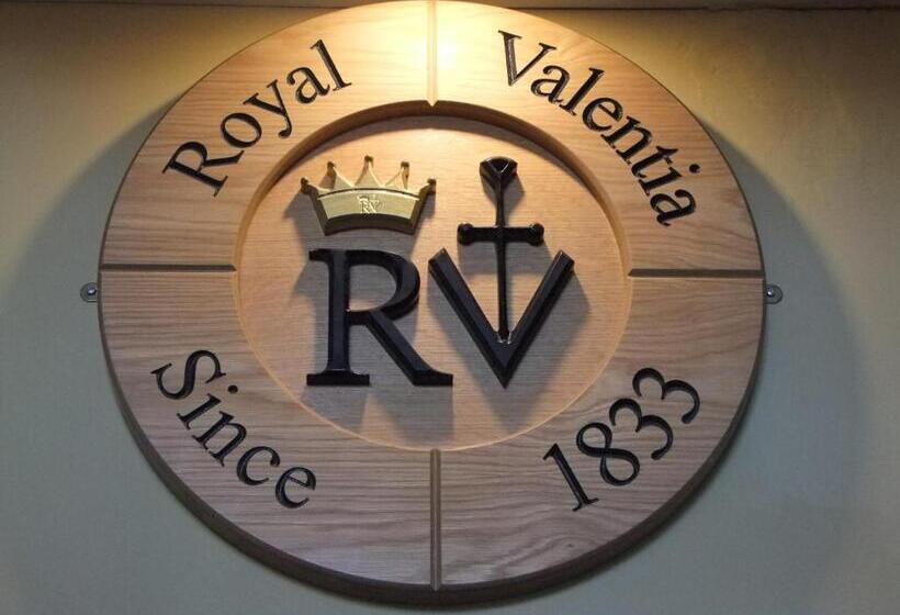 مبيت وإفطار Royal Valentia