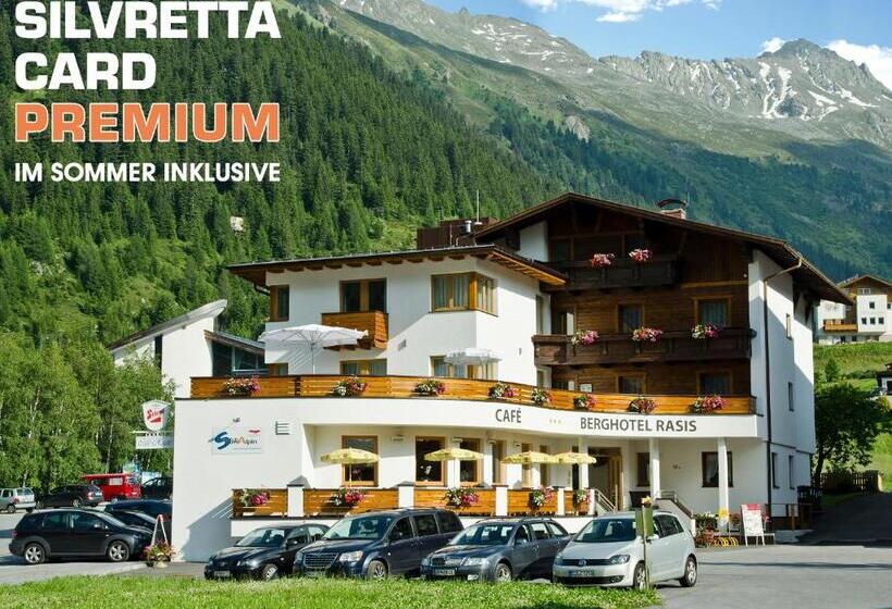 Berghotel Rasis