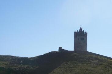 تختخواب و صبحانه Doolin Cottage Accommodation
