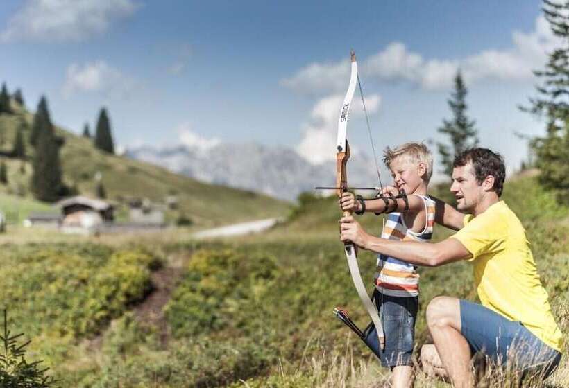 هتل Alpenrose Mühlbach Am Hochkönig