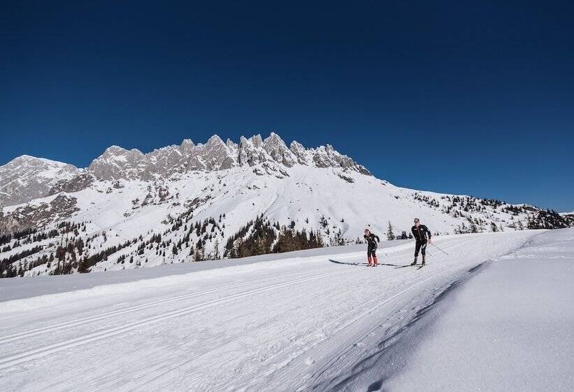 هتل Alpenrose Mühlbach Am Hochkönig