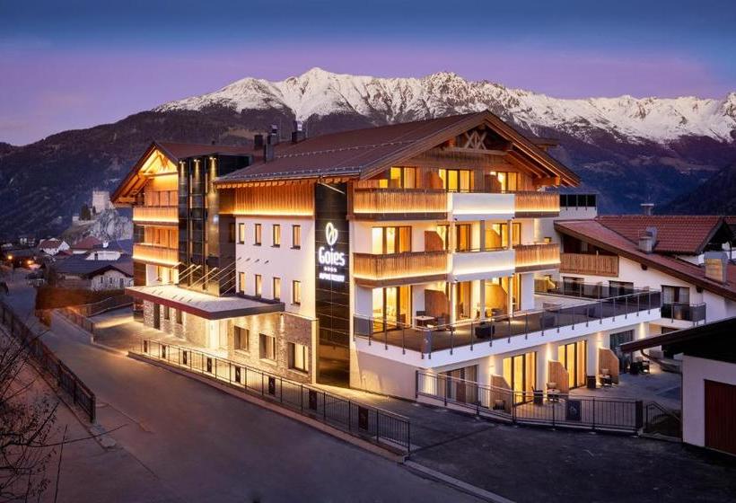 هتل Alpine Resort Goies Superior