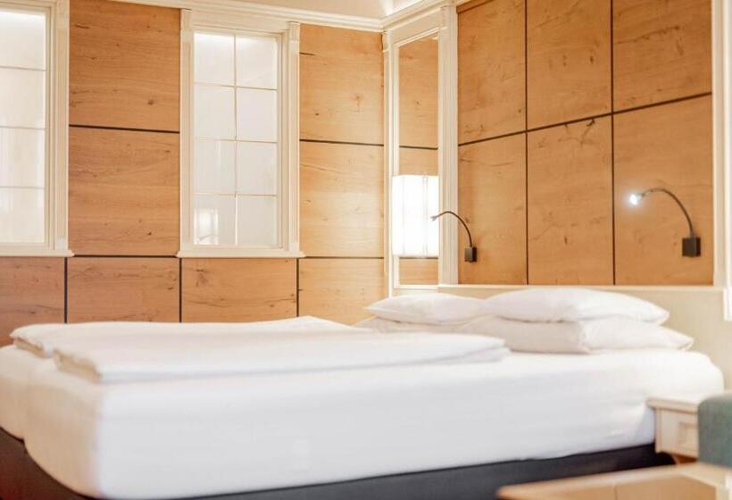 هتل Avita Resort Bad Tatzmannsdorf