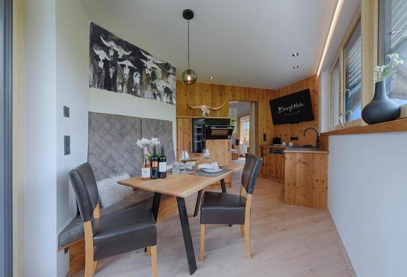 ホテル Und Alpen Apartments Mit Sauna   Bürglhöh