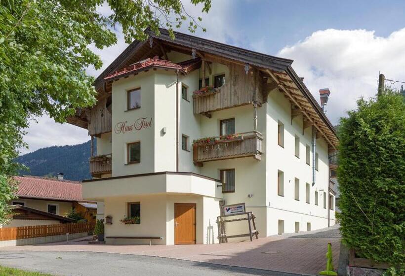 هتل Haus Tirol