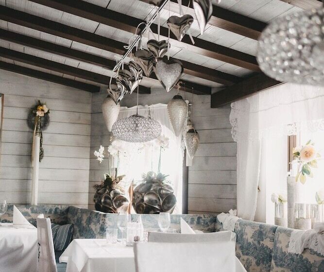 ホテル Rosenhof Murau