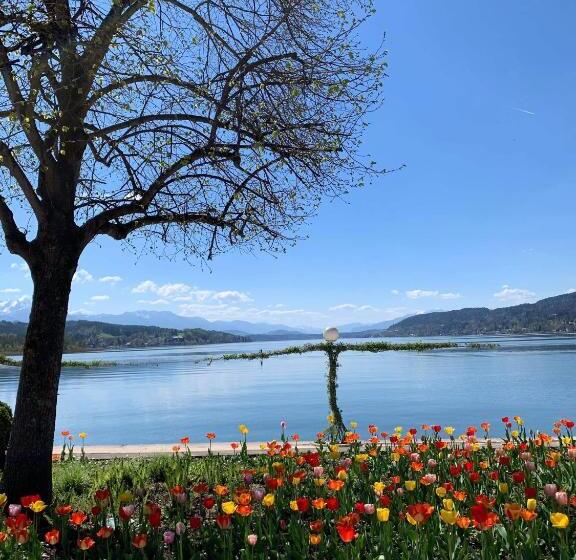 هتل Villa Auguste