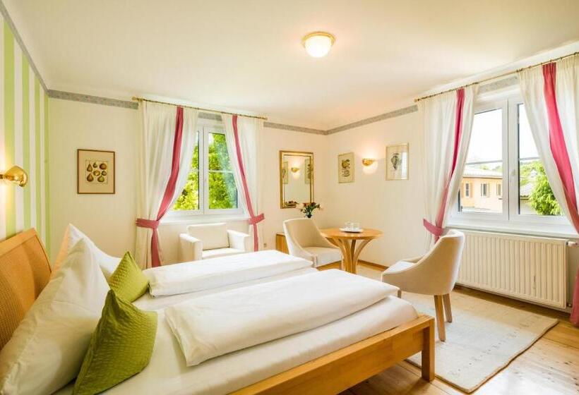 هتل Villa Konstanze