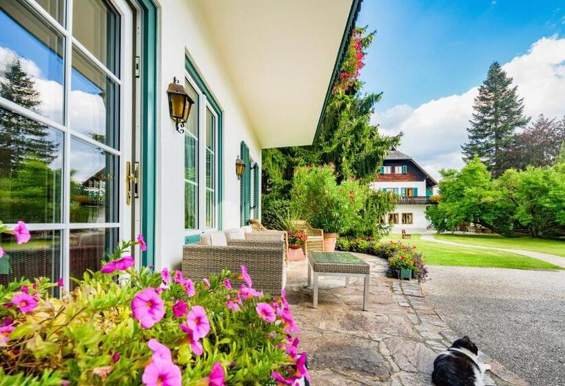 هتل Villa Konstanze