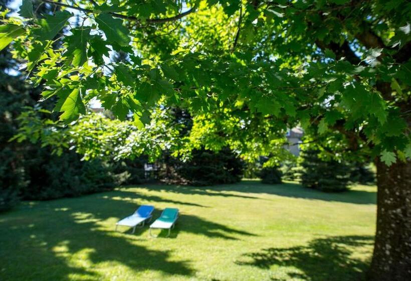 هتل Villa Konstanze