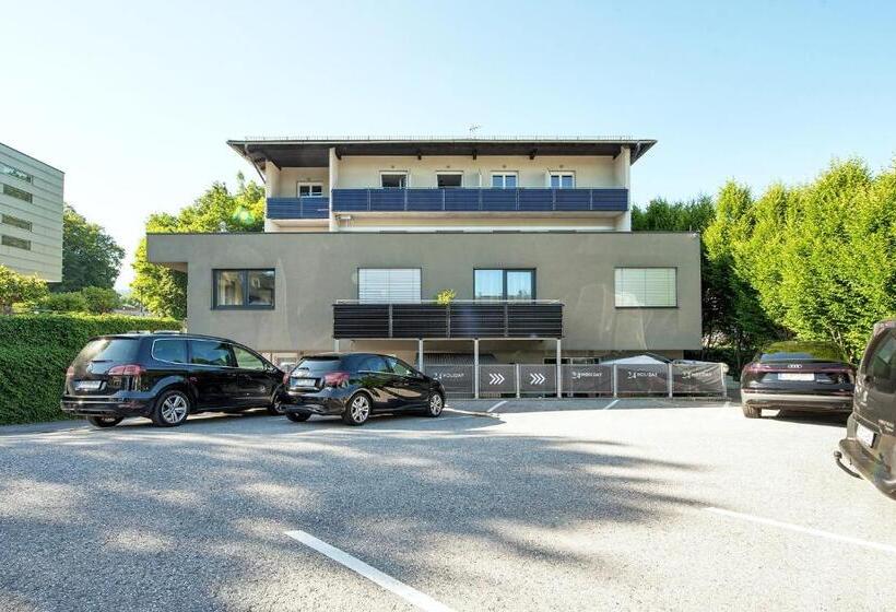 مُتل 24 Checkin Velden Moderne Zimmer Im Zentrum