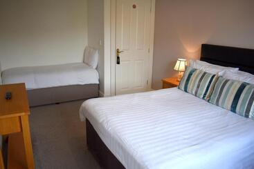 The Meadows B&b
