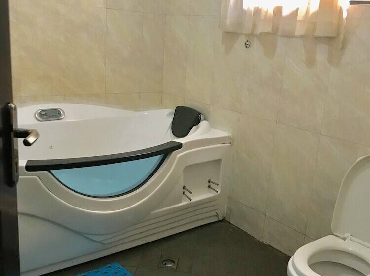 Georgio Hotel And Resort