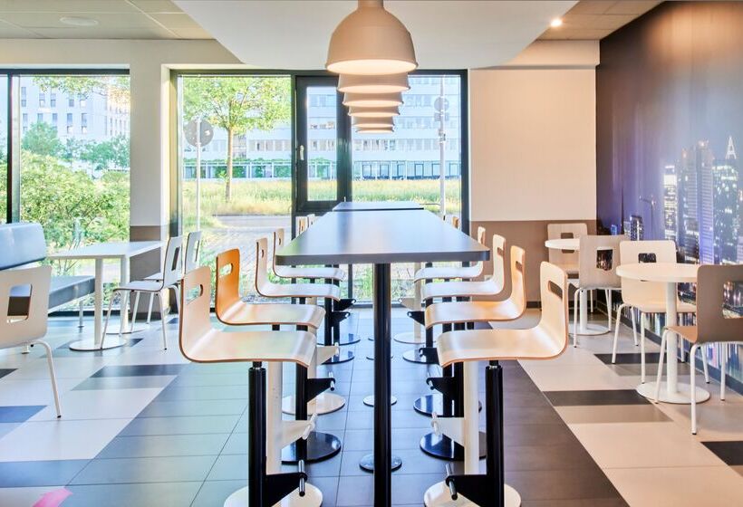 Fotos del hotel Premiere Classe Frankfurt Airport:  10