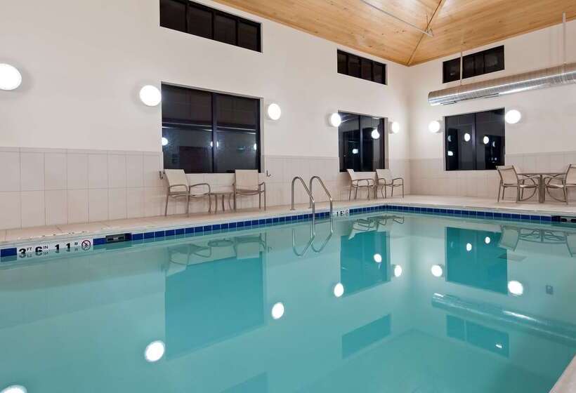 Best Western Plus Hudson Hotel & Suites