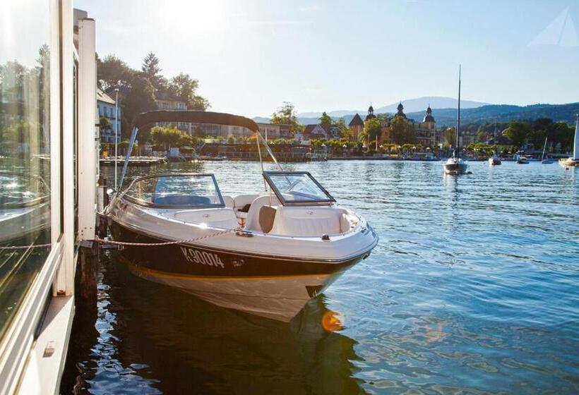 هتل Restaurant Veldener Traumschiff Direkt Am See In 2min Im Zentrum