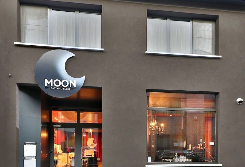 فندق Moon