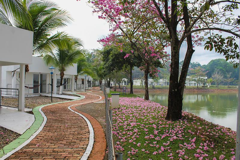 هتل On Vacation Hacienda Llanera