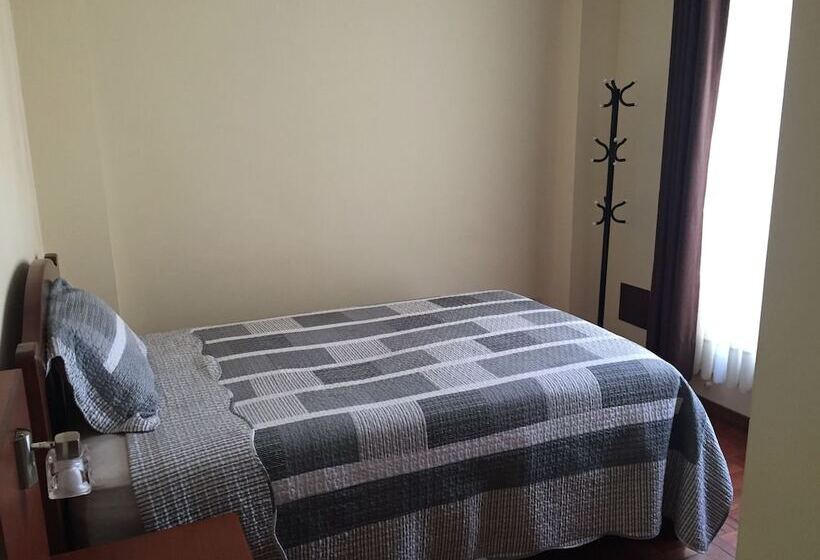 هتل Residencial Alta Vista