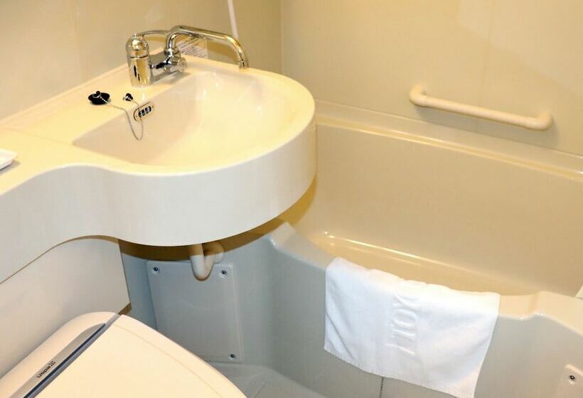 هتل Toyoko Inn Osaka Namba Nippombashi