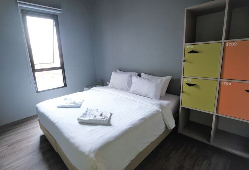 Isanook Hostel
