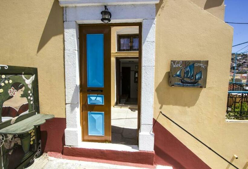 Symi Center