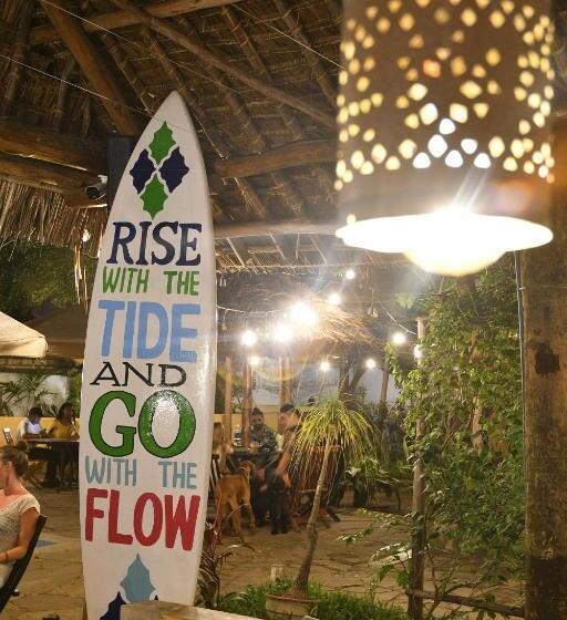 هاستل Tulia House Backpackers