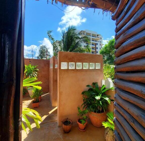 هاستل Tulia House Backpackers