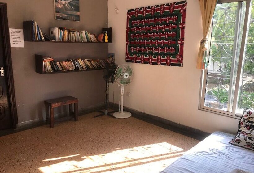 هاستل Tulia House Backpackers
