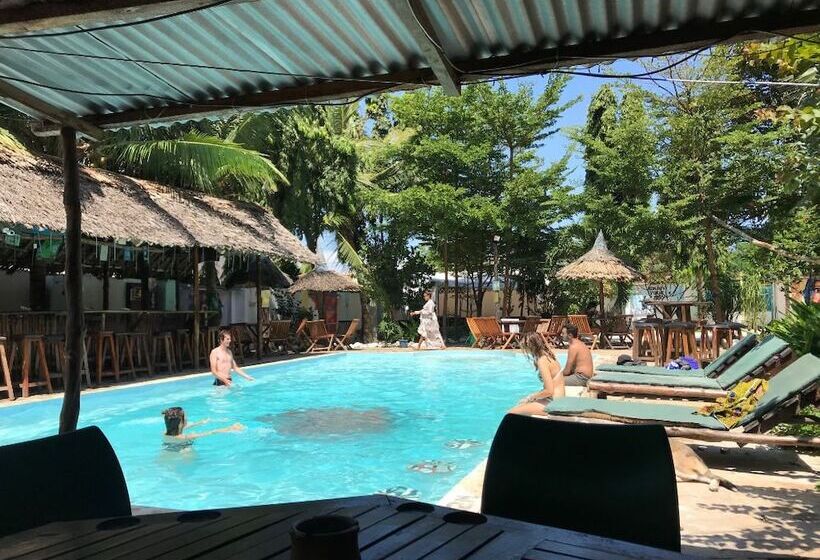 هاستل Tulia House Backpackers