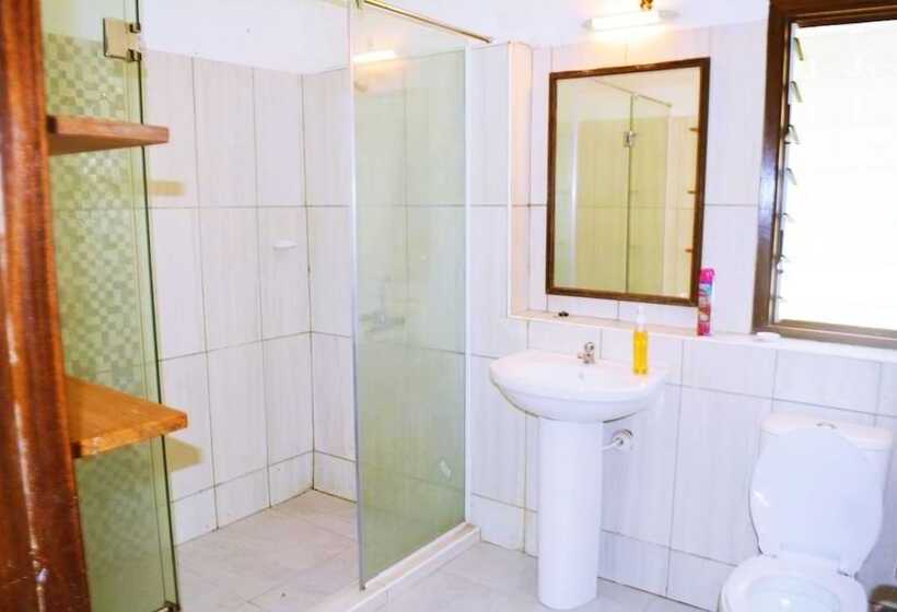 هاستل Tulia House Backpackers