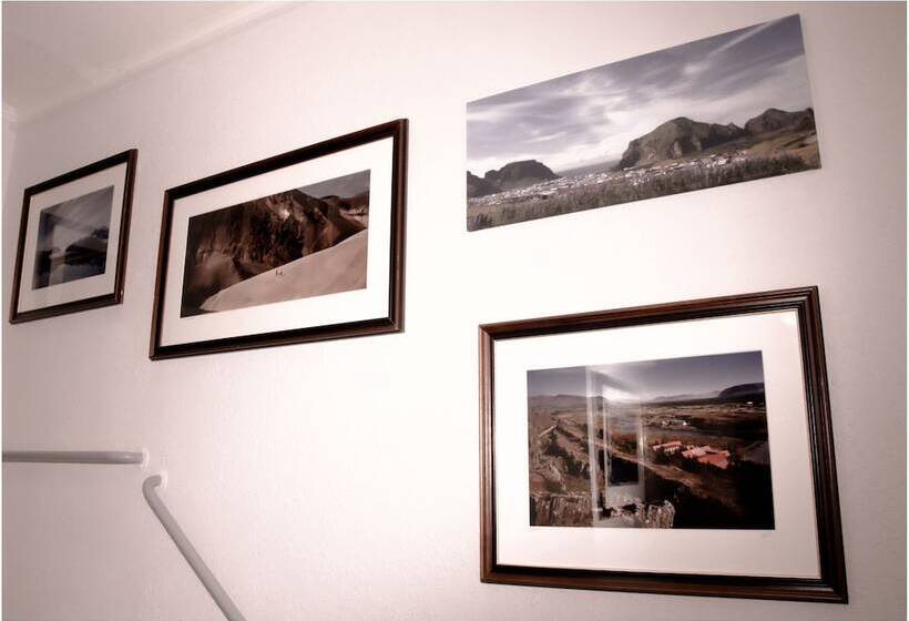 B&b Guesthouse   Bed And Breakfast Keflavik Centre