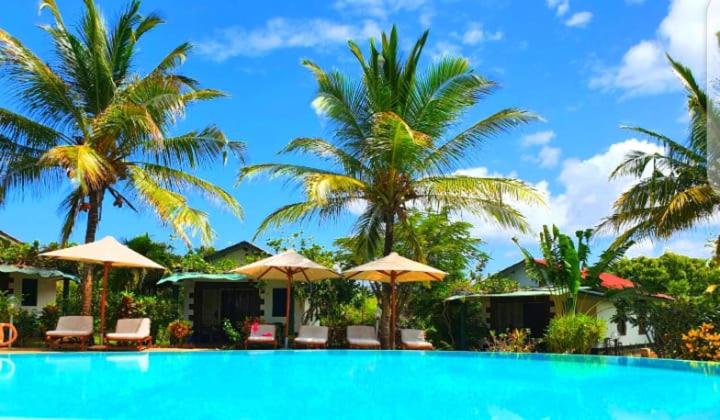 هتل African Dream Cottages   Diani Beach