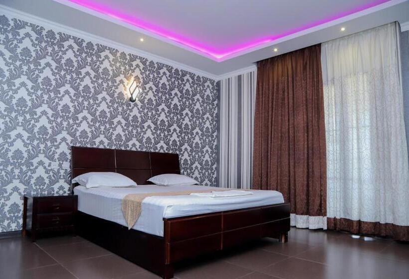 هتل Baden Baden