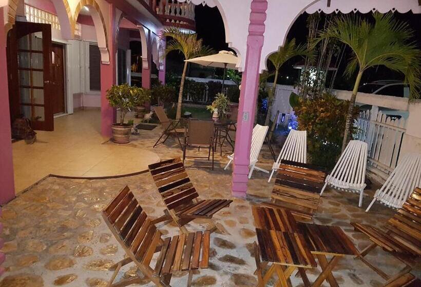 בית מלון כפרי Beya Suites
