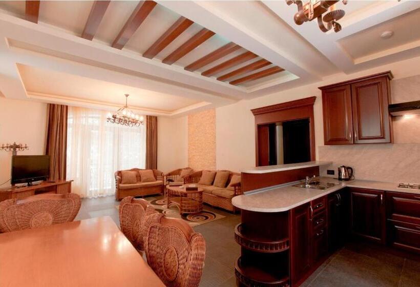 هتل Dilijan Resort