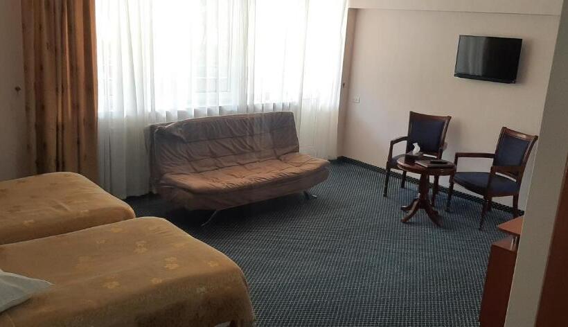 هتل Dilijan Resort