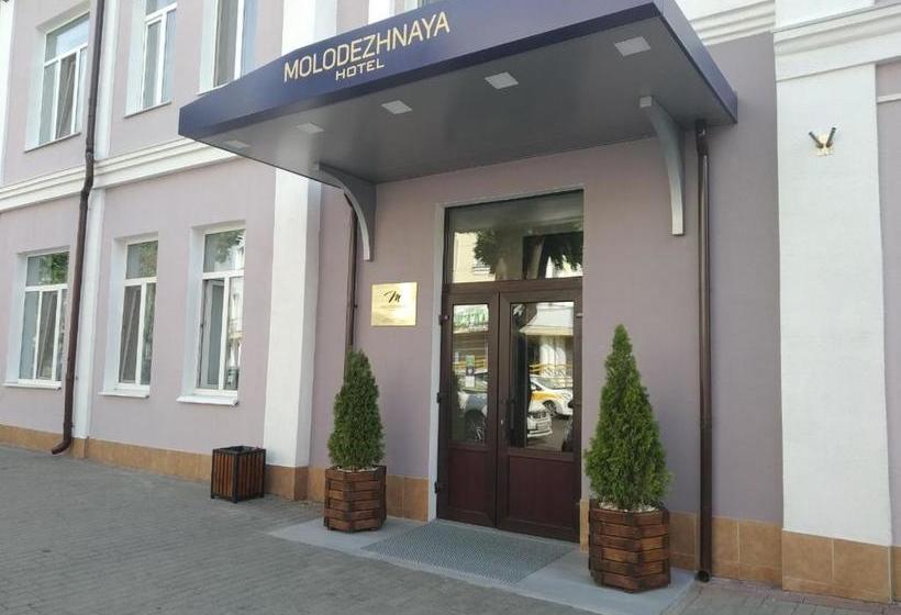 هتل Molodezhnaya